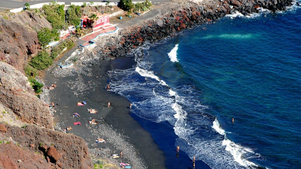 Playa de Las Gaviotas, Tenerife